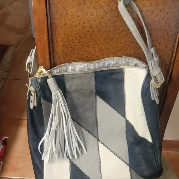 Steve Madden Black White and Gray large purse - Picture 2 of 12